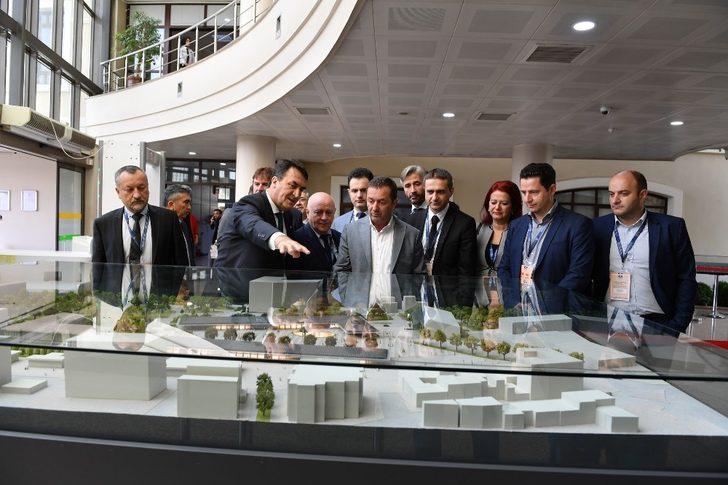 Dündar, Makedonya belediye başkanlarını ağırladı G4