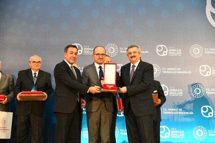 KARDEMİR’e sürdürülebilir üretimde birincilik ödülü G1