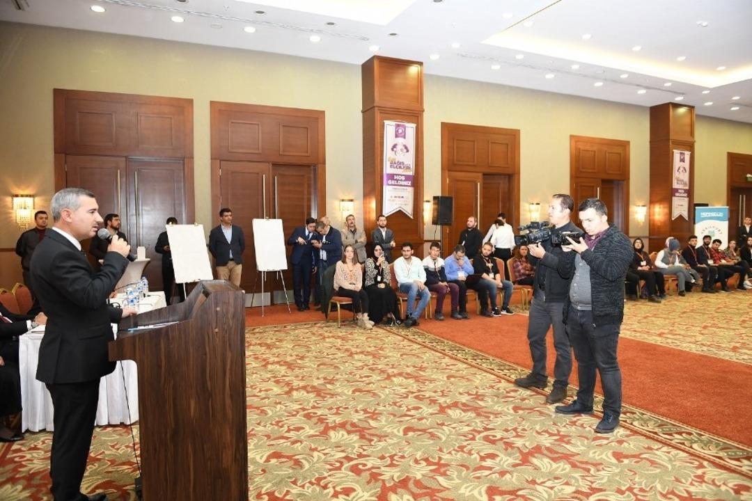 Yeşilyurt Belediyesi,  Gen&ccedil; Bağış El&ccedil;ileri Zirvesi&rsquo;ne ev sahipliği yaptı