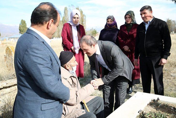 Şehit Recep Eşiyok şehadetinin yıl dönümünde mezarı başında anıldı G3