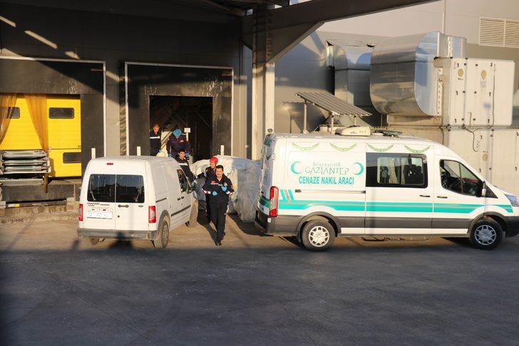 Çikolata fabrikasında feci ölüm! Yıkıldılar G2