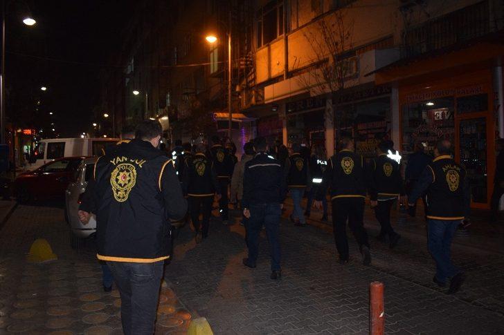 Malatya’da bir yolcu otobüsünde 2,5 kilo esrar yakalandı G3