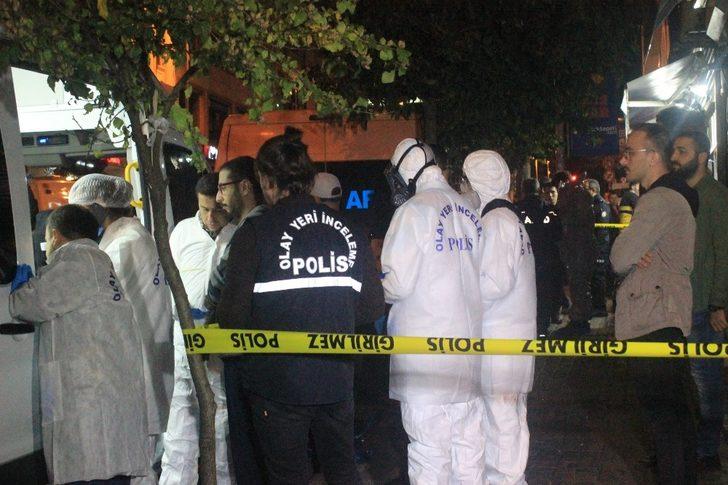 Fatih’te ölü bulunan 4 ceset Adli Tıp’a kaldırıldı G3