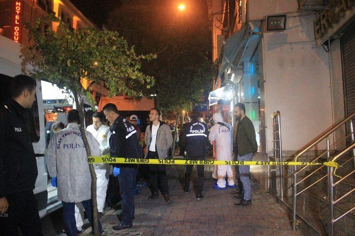 Fatih’te ölü bulunan 4 ceset Adli Tıp’a kaldırıldı G5