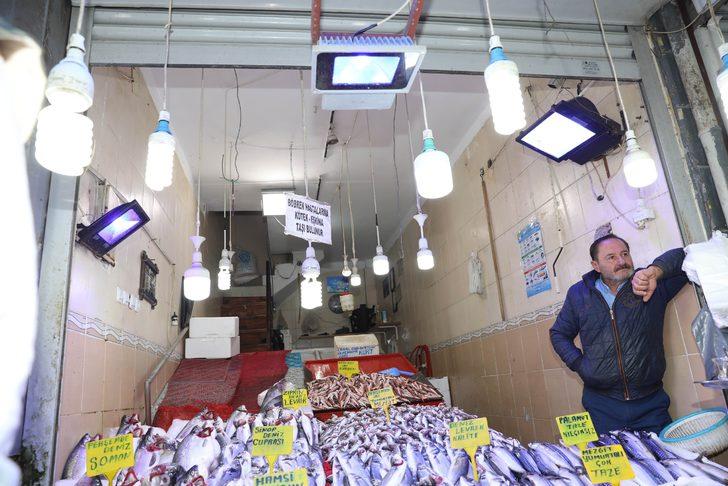 Tezgahlardaki hile... Bunu yapanlardan balık alırken dikkat! G2