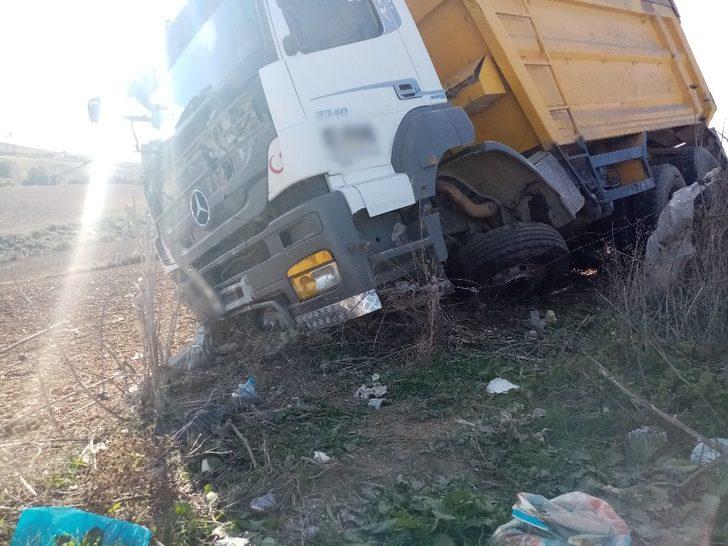 Ağaç sayesinde devrilmekten kurtuldu G3