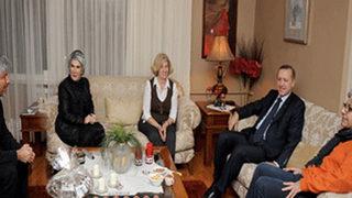 Erdoğan'dan Nejat Uygur'a ziyaret