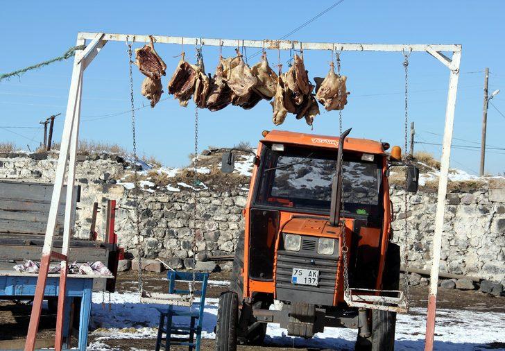 Kars'ta kar yağdı, kaz kesimi başladı G5
