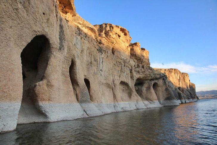 Karaleylek ve Saklıkapı kanyonları doğa tutkunlarını bekliyor G2