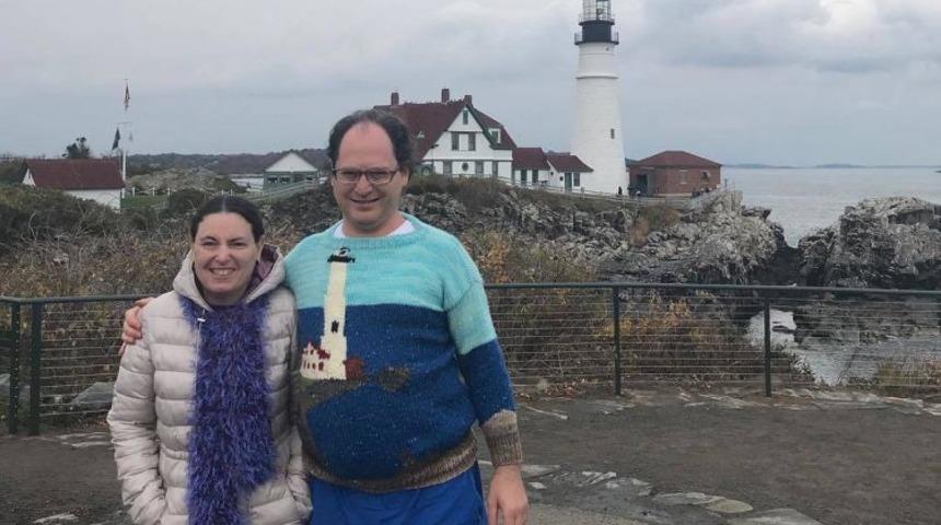 Gezdiği yerlerden süs eşyası almak yerine öyle bir şey yaptı ki...