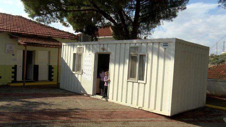 Cami avlusuna konulan konteynerde eğitim devam ediyor G5