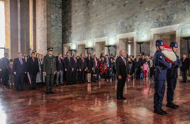 2 bin 500 Uğurlu öğrenciden Ata’ya ziyaret