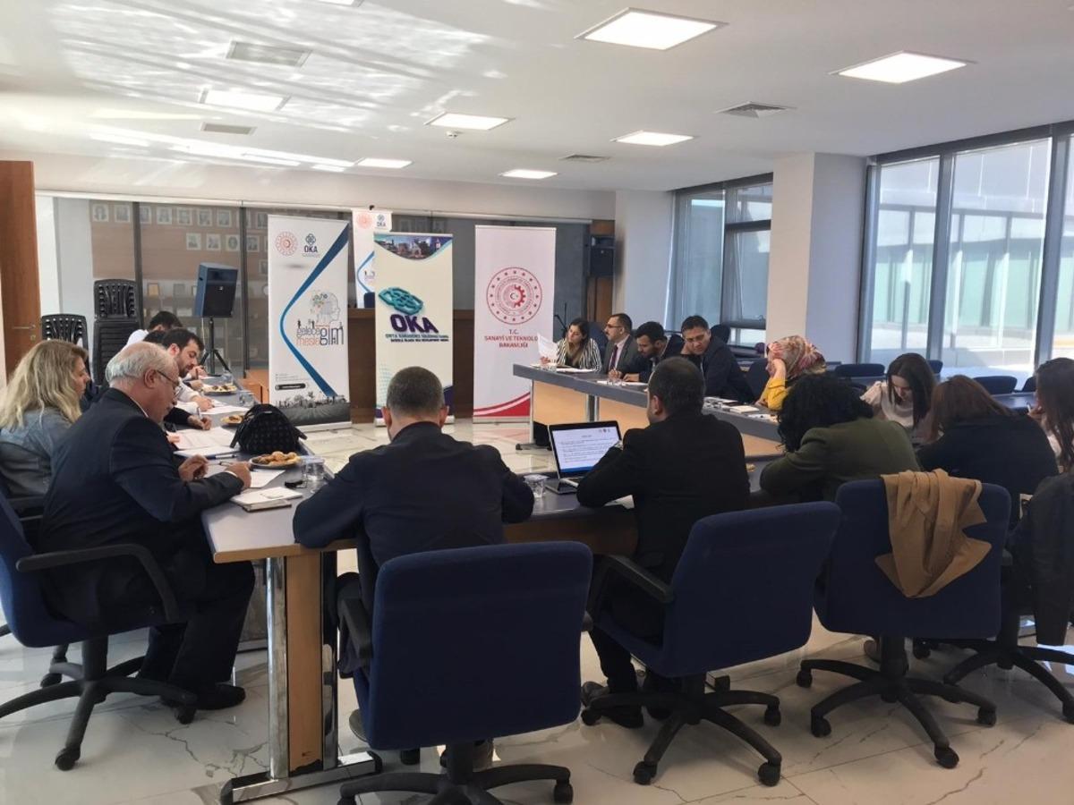 OKA &lsquo;geleceğin meslekleri&rsquo; &uuml;zerinde &ccedil;alışıyor