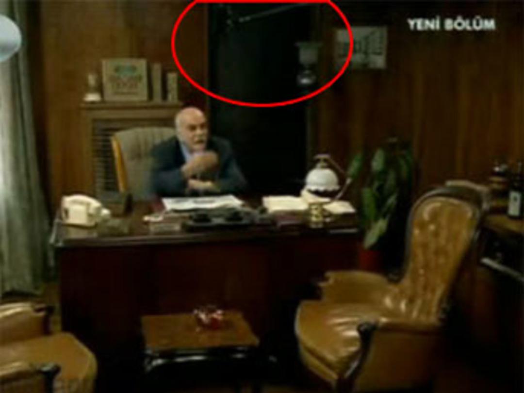 G&uuml;n&uuml;n magazin turu