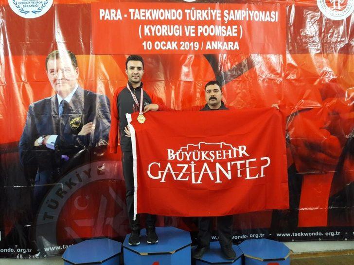 Tek kolu olmayan milli sporcu ayaklarıyla dünyaya meydan okuyor G2