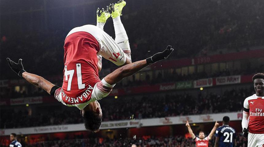 Arsenal'de Xhaka'nın yerine kaptanlığa Aubameyang getirildi