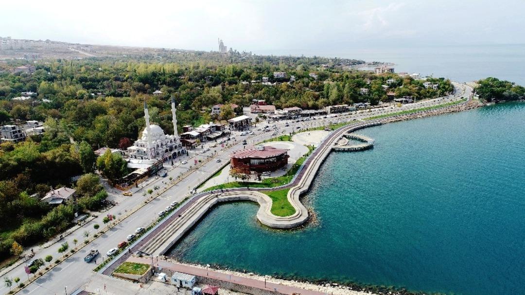 Edremit&rsquo;in altyapı sorunu tarihe karışıyor