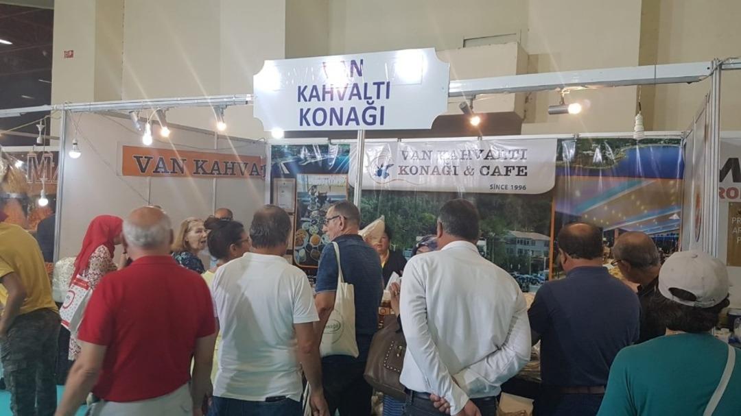 Van kahvaltısı Y&Ouml;REX Fuarı&rsquo;nda