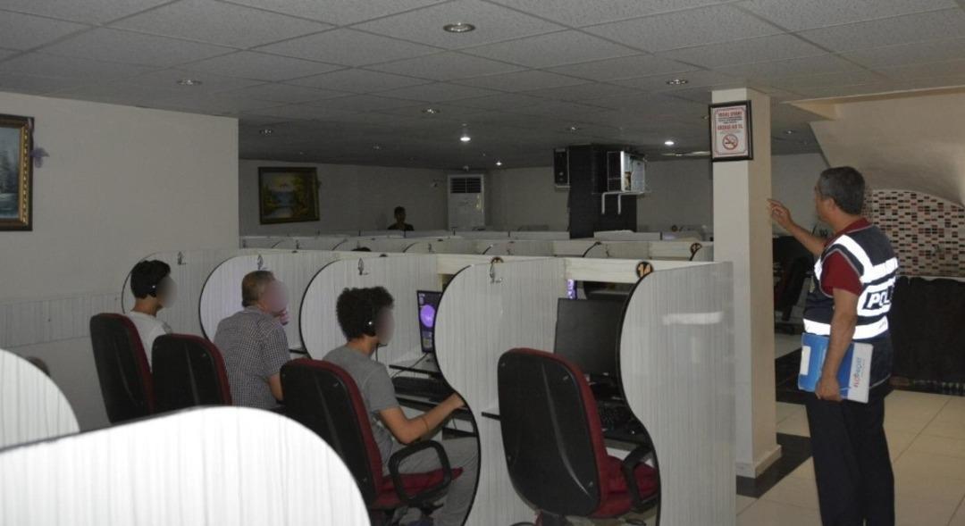 İnternet kafeler ve oyun salonları denetlendi