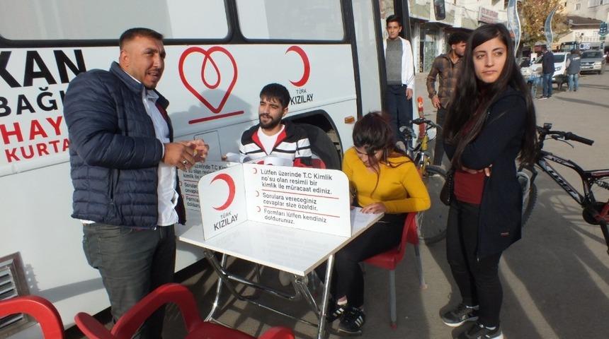 Malazgirt&rsquo;te kan bağışı kampanyası