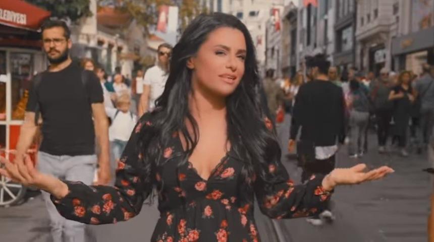 Dadaş kızı &Uuml;lk&uuml; m&uuml;zik piyasasını sallıyor