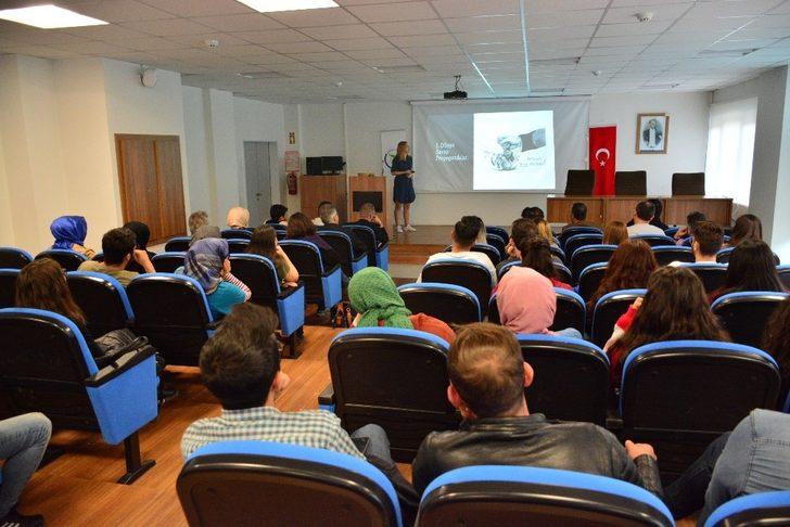 Dr. Tekizoğlu, “Şiddeti önlemek için sıradan kahramanlara ihtiyacımız var” G2
