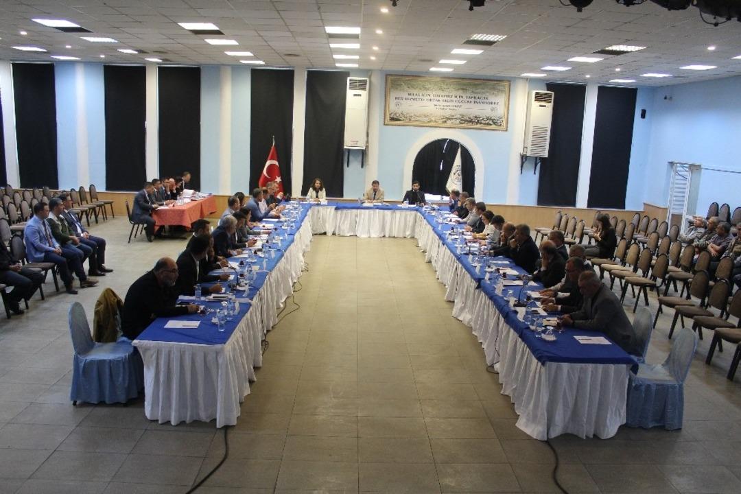 Milas Belediyesi hizmet ara&ccedil;larını artık kiralamayacak