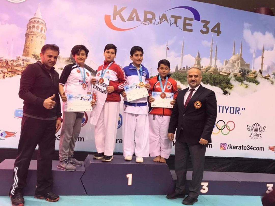 Ispartalı Karateciler, Karate 34 S&uuml;per Ligi&rsquo;nden 10 madalya ile d&ouml;nd&uuml;