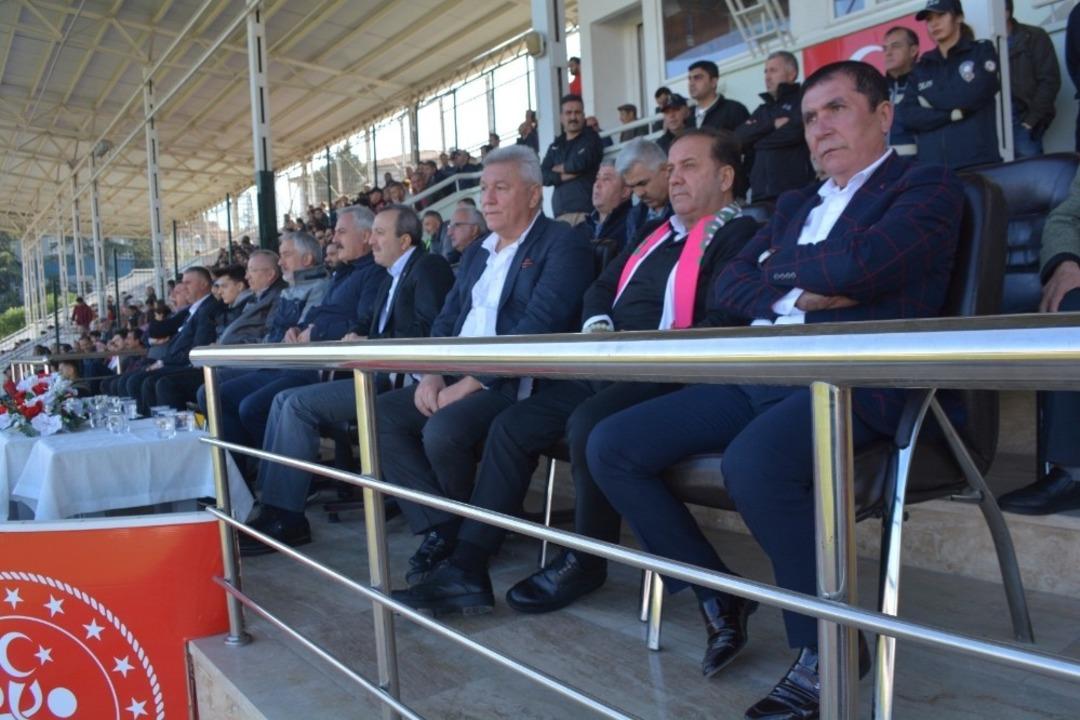 Isparta 32 Spor Başkanı Yazgan: "Isparta&rsquo;mız profesyonel ligi hak ediyor"