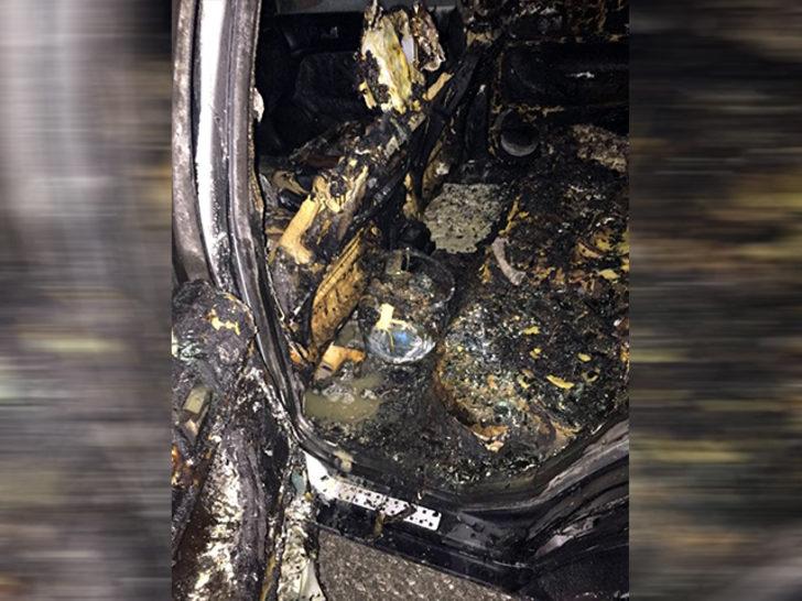 Akaryakıt istasyonunda LPG tüpü patlayan araç alev alev yandı G4