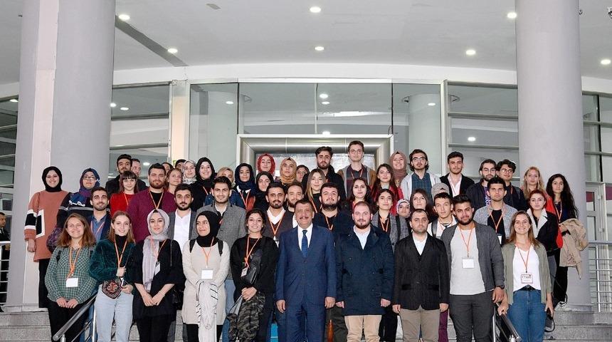 Gen&ccedil; Bağış El&ccedil;ileri, Başkan G&uuml;rkan&rsquo;ı ziyaret etti