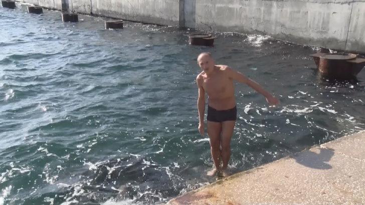 İstanbul'da sıcaklık 25 dereceye ulaştı! Kasım ayında denize girdiler G3