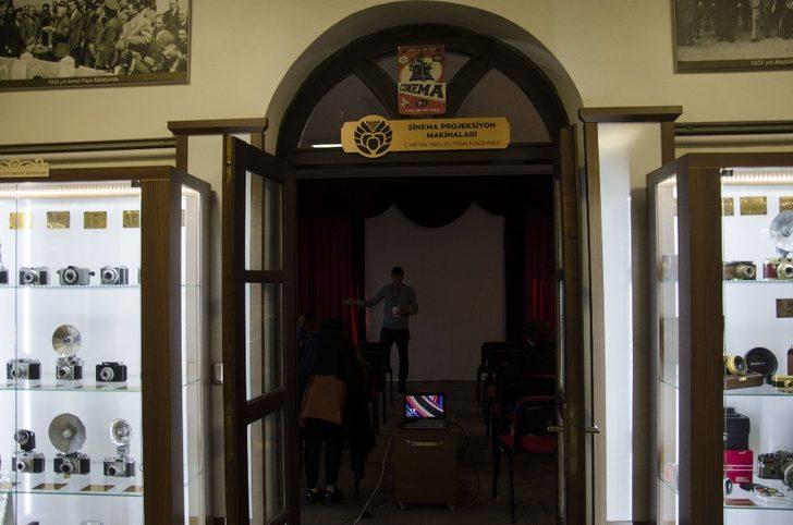 Fotoğraf Makinası Müzesi’nde,  kısa film gösterimi yapılıyor G2