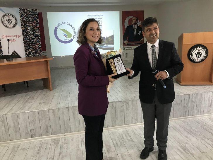 Rektör Çakar, lisesi öğrencileriyle buluştu G4