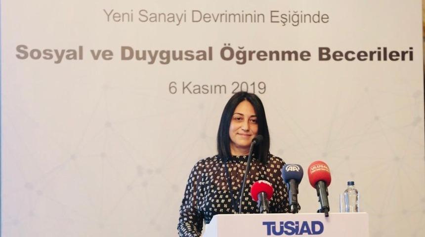 TÜSİAD raporu: İnsan kaynağında aranan yeni nitelikler sosyal ve duygusal beceriler