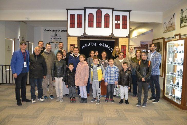 Özel çocukların müze gezisi G3