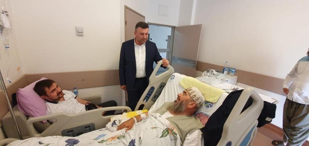 Başkan &Ouml;zen, hasta ziyaretlerini aksatmıyor