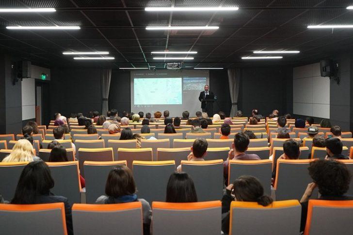 Kapadokya Üniversitesinde Türkçenin tarihi ve coğrafi vatanı konuşuldu G3