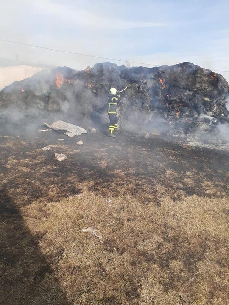 Susuz’da 40 ton ot yandı G4