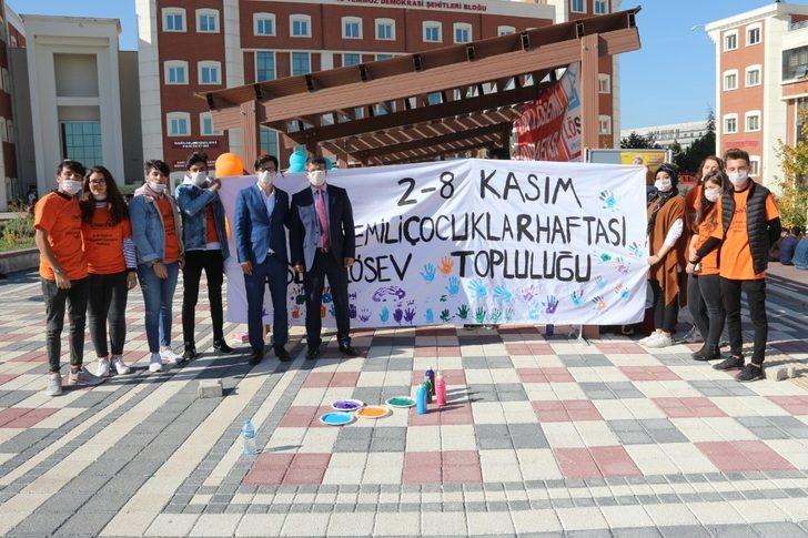 Rektör Taş’tan LÖSEV’e destek G3