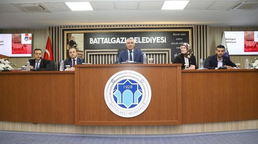 Battalgazi Belediyesi meclisi kasım ayı ilk toplantısını ger&ccedil;ekleştirdi