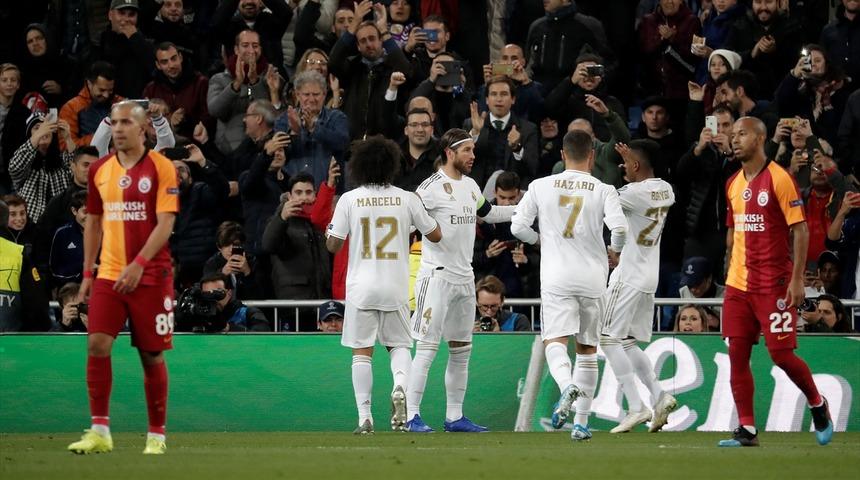 Taraftar patladı! 'Çıplak oynayın...'