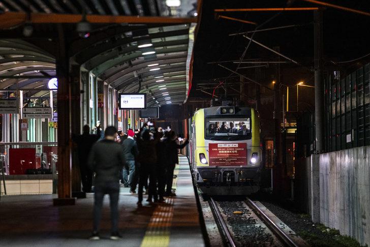 Çin'den Avrupa'ya giden ilk yük treni Marmaray'dan geçti (1) G2