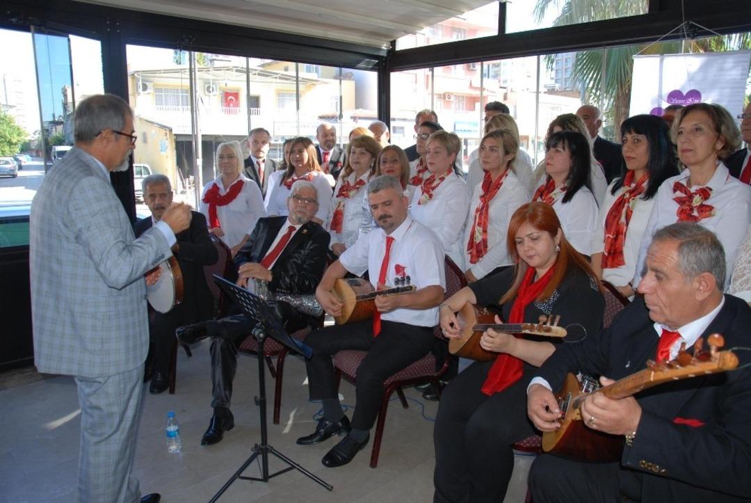 Huzurevi sakinlerine THM konseri