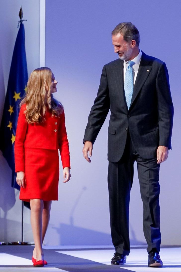 Henüz 14 yaşında! Koca ülkeyi o yönetecek G3