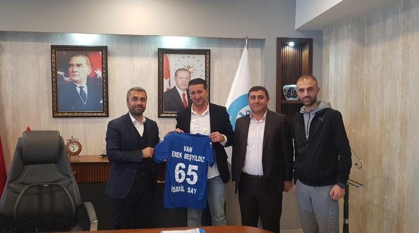 Van Erek Beş Yıldız hentbol takımından Başkan Say&rsquo;a ziyaret