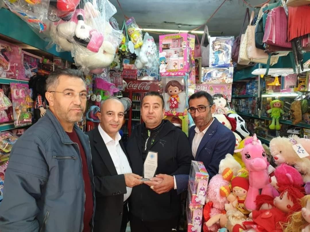 Develi&rsquo;nin &ccedil;ınarlarına plaket takdim edildi