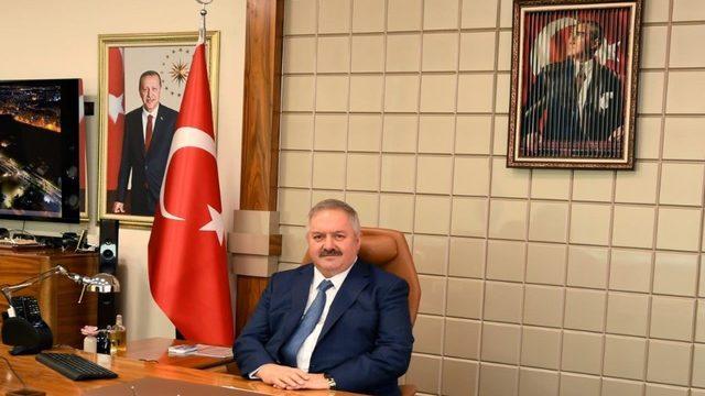 Tahir Nursaçan: ”Mevlid gecesi dayanışma duygularımızı güçlendiren gecelerdendir”