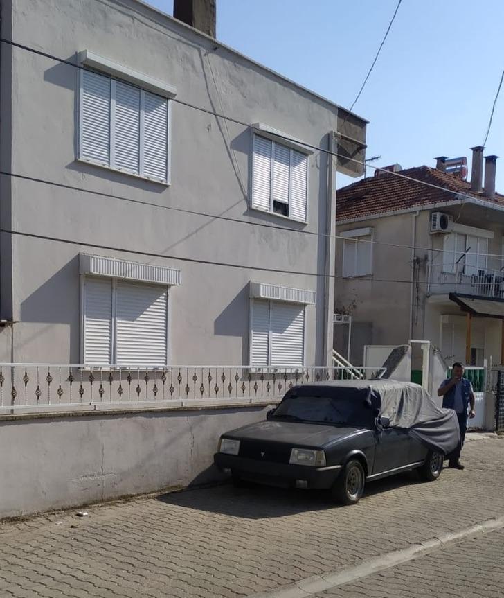 11 yıl boyunca eşinden bile saklamış! Sağır ve dilsiz oğlunu... G5