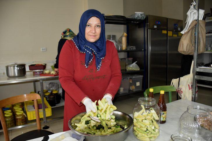 Üzüm pekmezli turşu ilgi görüyor G2